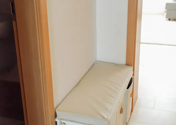 Zentrum, 2r, Eigene Terrasse, Wifi, 4p, Modern, Ruhig Appartement